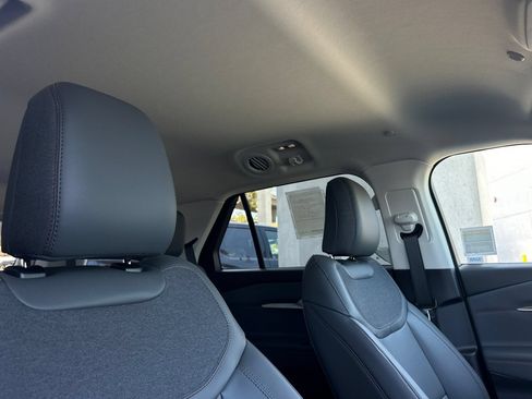 New 2026 Ford Explorer Active w/ Active Comfort Package RWD image 17