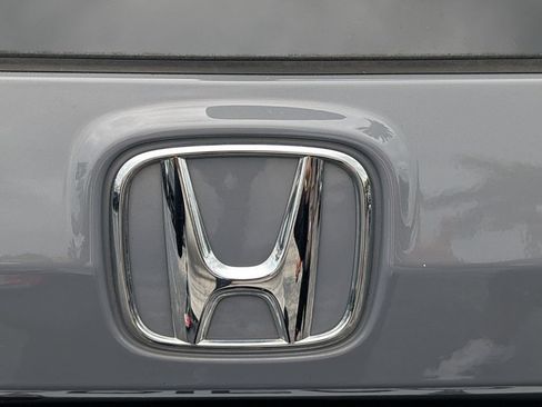 Used 2025 Honda CR-V Sport-L image 16