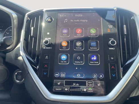 Used 2025 Subaru Ascent Premium image 16