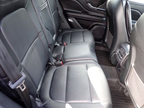 Used 2022 Lincoln Corsair AWD w/ Premium Package image 14
