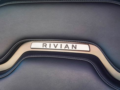 Used 2022 Rivian R1S Launch Edition image 36