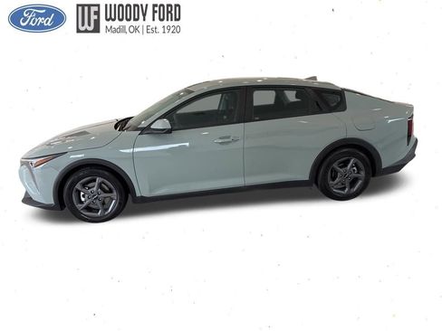 Used 2026 Kia K4 FWD image 15
