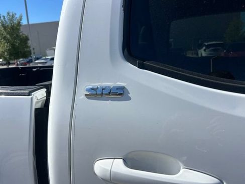 Used 2020 Toyota Tacoma SR5 w/ Technology Package AWD/4WD image 4