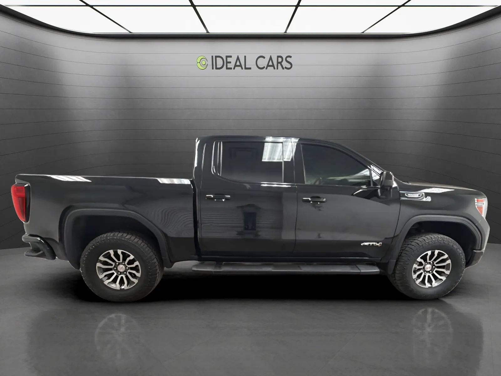 Used 2020 GMC Sierra 1500 AT4 w/ AT4 Premium Package AWD/4WD image 4