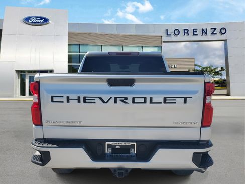 Used 2021 Chevrolet Silverado 1500 Custom image 6