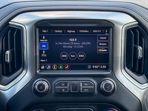 Used 2020 Chevrolet Silverado 1500 LTZ w/ LTZ Premium Package AWD/4WD image 13