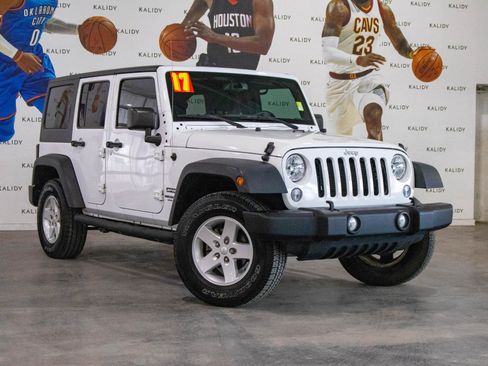 Used 2017 Jeep Wrangler Unlimited Sport w/ Quick Order Package 24S image 2