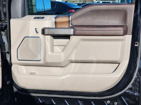 Used 2020 Ford F150 Limited w/ Trailer Tow Package image 10