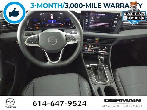 Used 2025 Volkswagen Jetta SE w/ Sunroof Package image 16