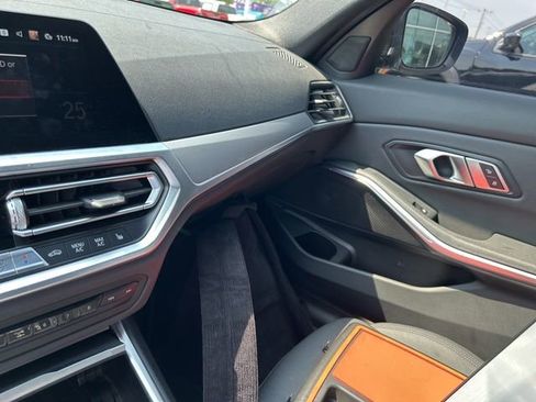 Used 2021 BMW 330i xDrive Sedan w/ M Sport Package AWD/4WD image 21