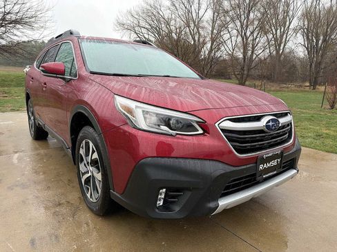 Used 2020 Subaru Outback Limited w/ Popular Package #2 image 8