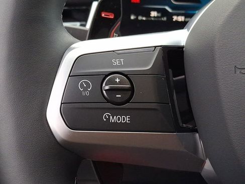 Used 2025 BMW X2 M35i w/ Premium Package image 18