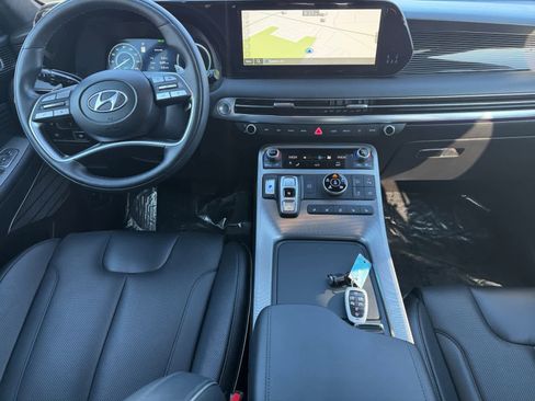 Used 2023 Hyundai Palisade Calligraphy image 5