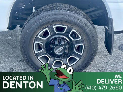 Used 2024 Ford F250 Platinum image 9