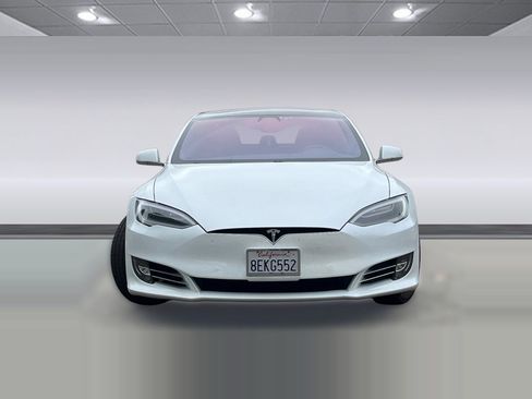 Used 2018 Tesla Model S 75D AWD/4WD image 4