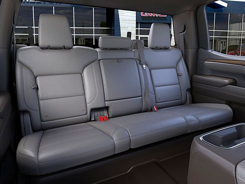 New 2026 GMC Sierra 1500 SLT AWD/4WD image 17