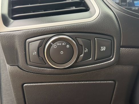 Used 2022 Ford Edge SEL AWD/4WD image 28