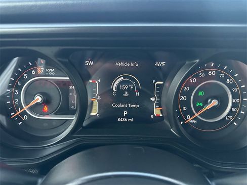 Certified 2024 Jeep Gladiator Rubicon w/ Convenience Group image 24