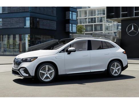 New 2026 Mercedes-Benz EQE 320 4MATIC SUV image 37
