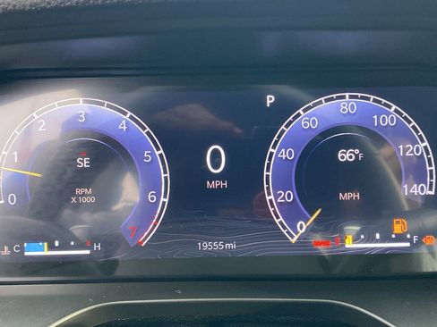 Certified 2023 Jeep Grand Cherokee L Limited image 9