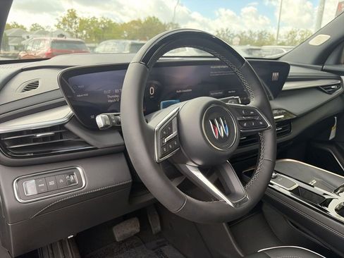 New 2026 Buick Enclave Avenir w/ Super Cruise Package FWD image 18