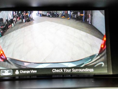 Used 2018 Acura TLX image 33