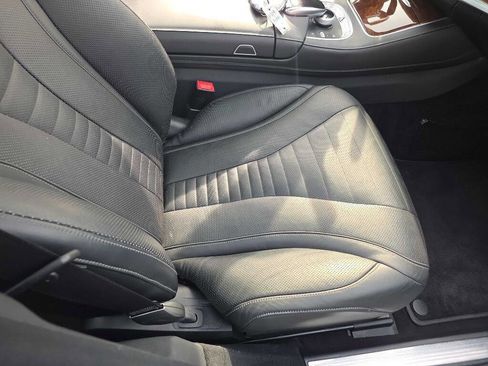 Used 2016 Mercedes-Benz S 550 S 550 4MATIC AWD 4dr Sedan image 25