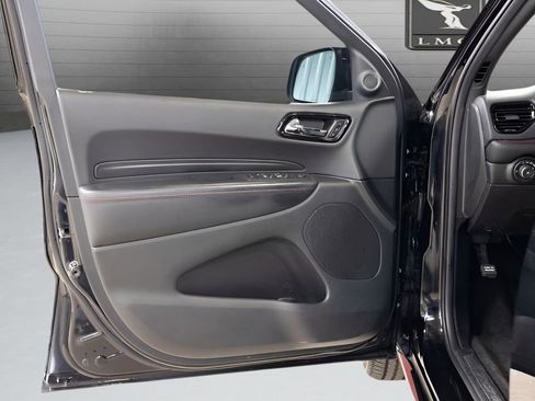 Used 2022 Dodge Durango R/T w/ Blacktop Package AWD/4WD image 38