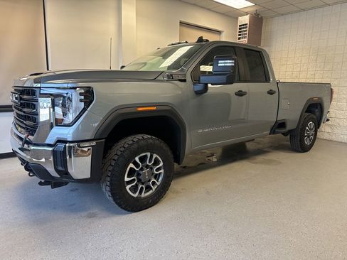 Used 2024 GMC Sierra 2500 Pro w/ Convenience Package image 39