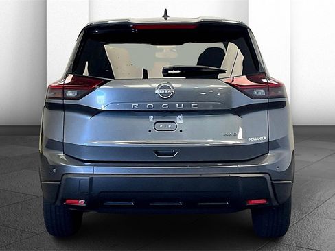 Certified 2025 Nissan Rogue S image 3