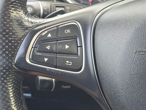 Used 2017 Mercedes-Benz GLE 350 4MATIC image 34