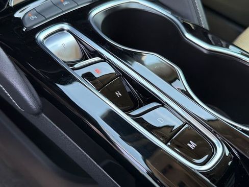 Certified 2023 Buick Envision Essence FWD image 32