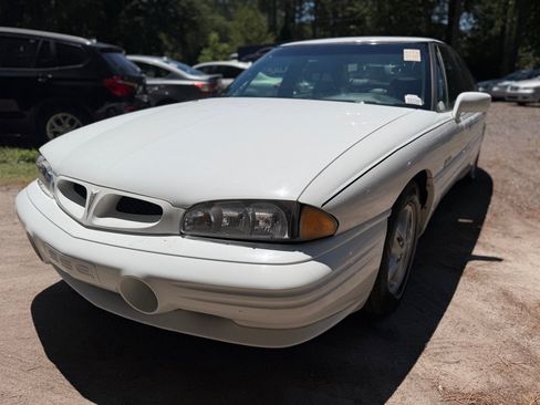 Used 1997 Pontiac Bonneville SSE w/ Opt Pkg FWD image 13