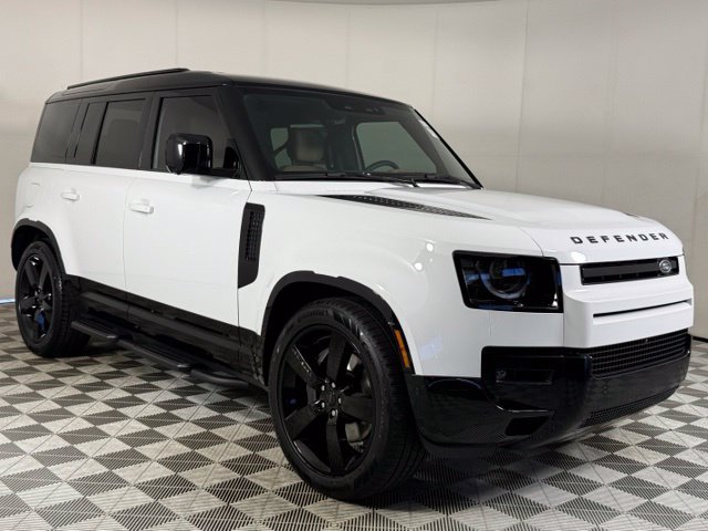 New 2026 Land Rover Defender 110 X-Dynamic SE AWD/4WD image 16
