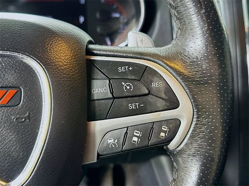 Used 2017 Dodge Durango R/T w/ Technology Group image 25