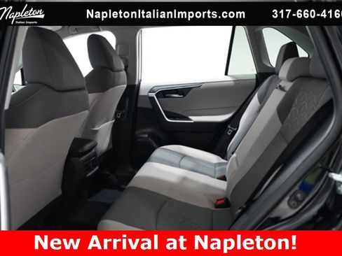 Used 2024 Toyota RAV4 XLE image 30