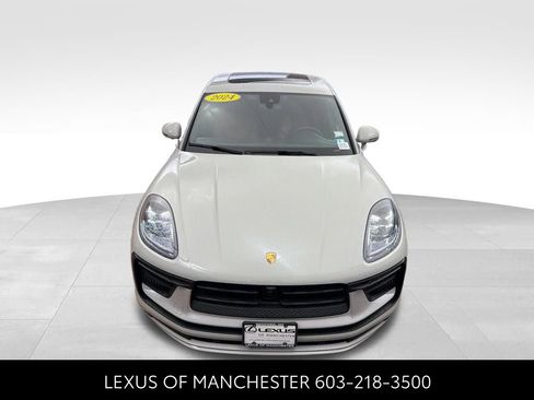Used 2024 Porsche Macan S image 2