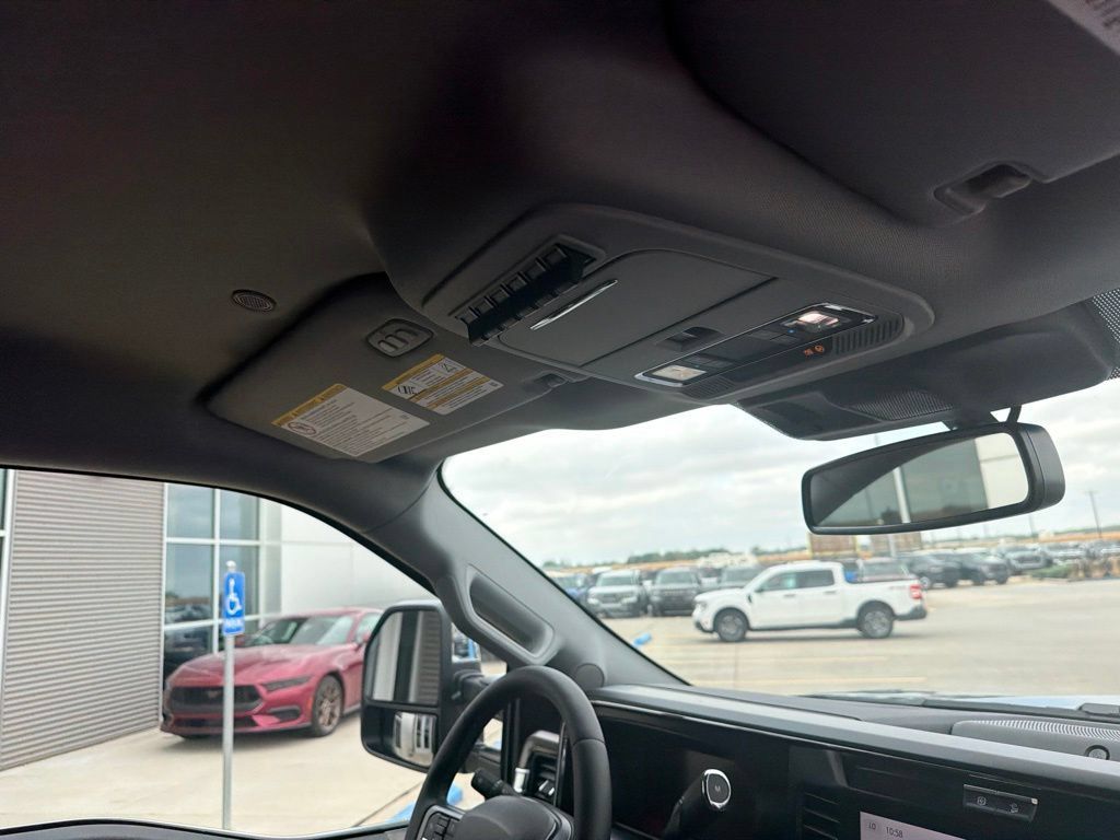 New 2026 Ford F350 Lariat w/ Lariat Premium Package AWD/4WD image 32