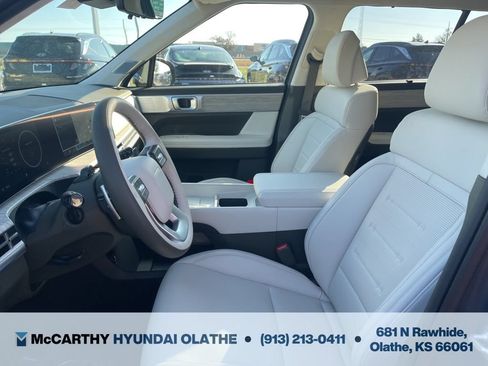 Used 2025 Hyundai Santa Fe Calligraphy AWD/4WD image 4