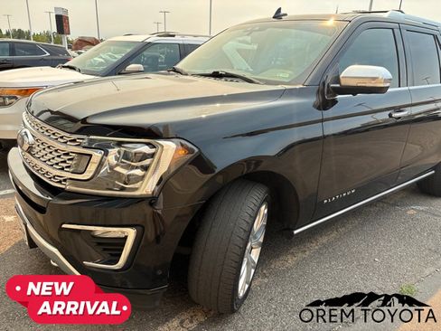 Used 2018 Ford Expedition Max Platinum AWD/4WD image 2