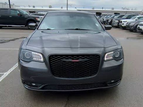 Used 2023 Chrysler 300 S image 3