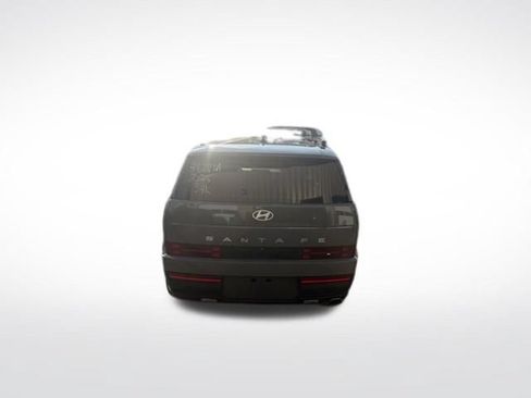 Used 2025 Hyundai Santa Fe SEL FWD image 4