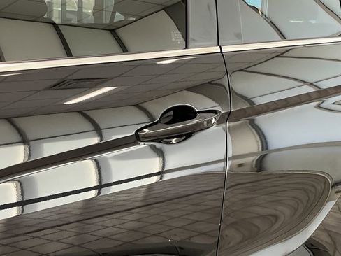 Used 2023 Mitsubishi Eclipse Cross SE image 12