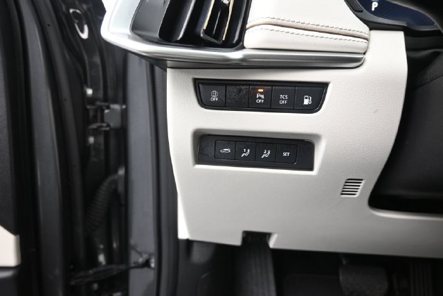 Certified 2024 MAZDA CX-90 Plug-In Hybrid w/ Premium Plus AWD/4WD image 19