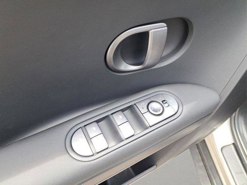 New 2025 Hyundai Ioniq 5 SEL image 12
