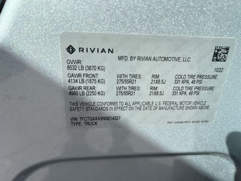 Used 2022 Rivian R1T Adventure AWD/4WD image 28