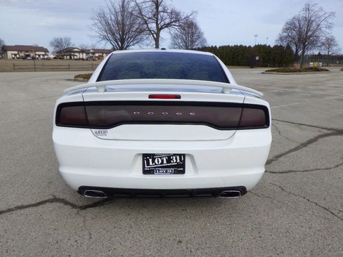 Used 2013 Dodge Charger SXT Plus image 4