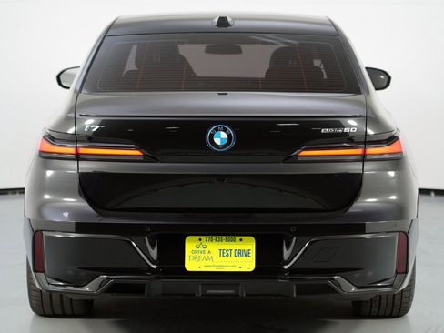 Used 2024 BMW i7 eDrive50 w/ M Sport Package image 62