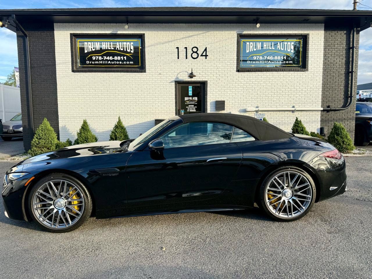 Used 2022 Mercedes-Benz SL 63 AMG 4MATIC w/ Driver Assistance Package image 2