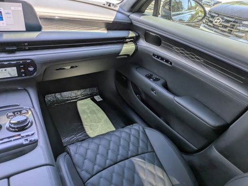 New 2026 Genesis G90 3.5T Prestige image 11